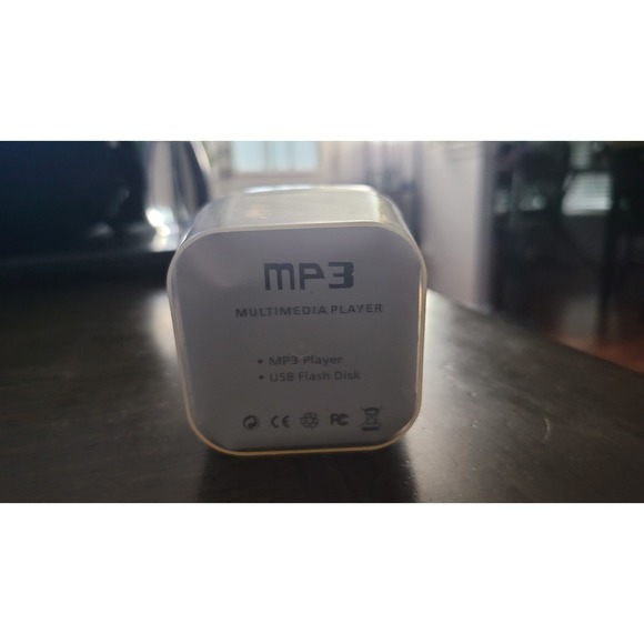 Mini MP3 Player - Picture 3 of 9